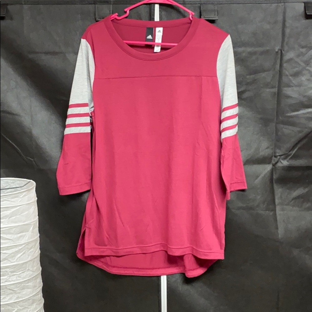 🌸3/4 sleeve burgundy shirt